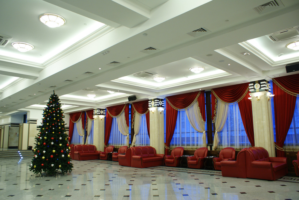 Высококачественное освещение концертного зала филармонии в ОМСКе, Россия