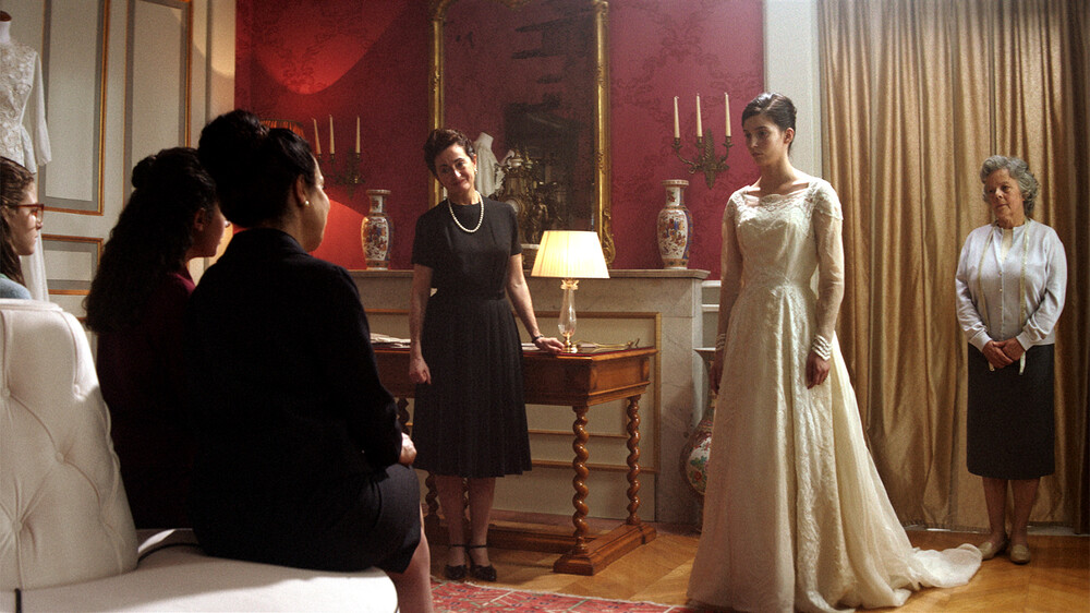 Иконические Люстры в Кино и Поп-культуре